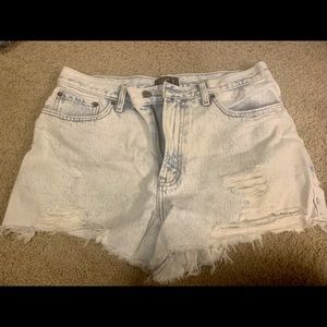 Abercrombie Annie high rise short